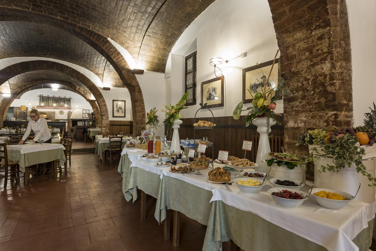 Hotel Aganoor Castiglione del Lago Buitenkant foto